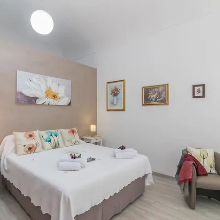 Casa Zinicula E Cupulata לה מדלנה
