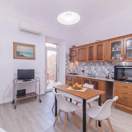 Casa Zinicula E Cupulata Daire