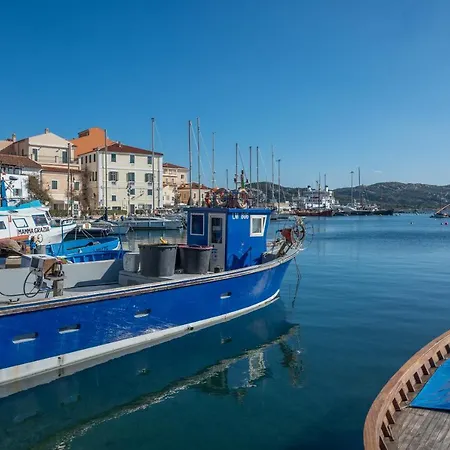 Casa Zinicula E Cupulata *